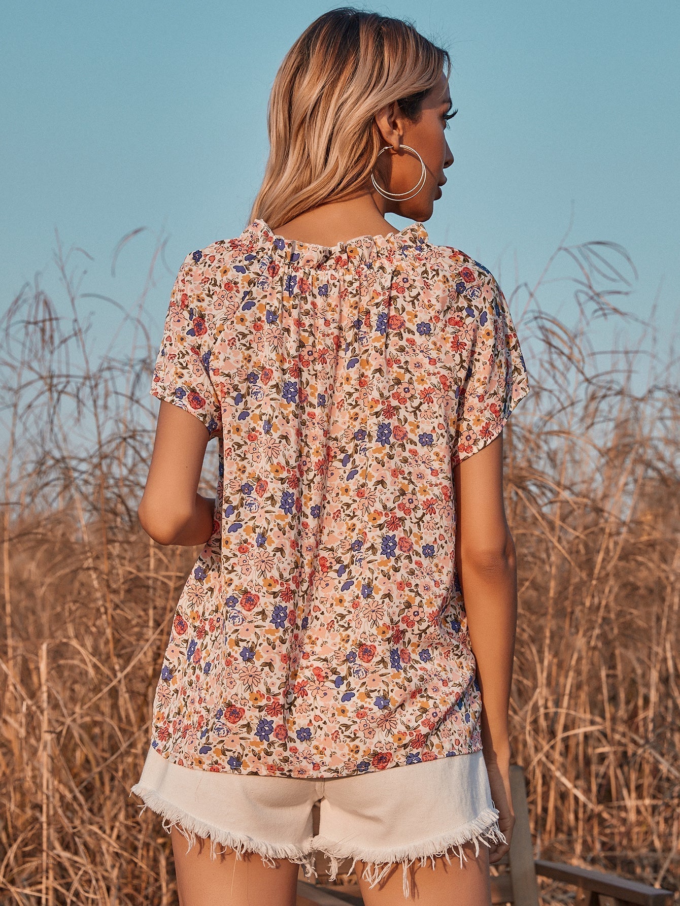 fermon - V-neck Floral Short-sleeved Chiffon Shirt Blouse