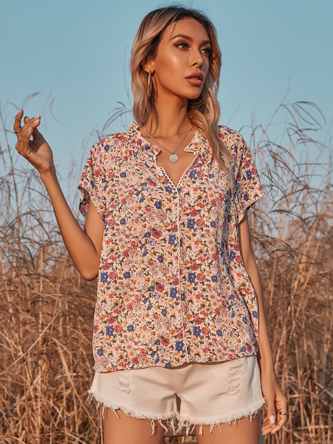fermon - V-neck Floral Short-sleeved Chiffon Shirt Blouse