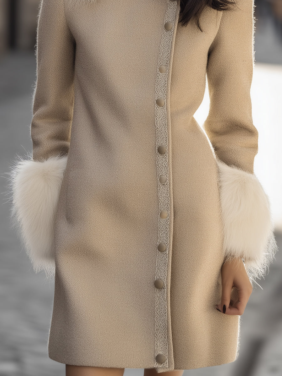 Stylish Wool Coat With White Faux Fur Collar And Cuffs