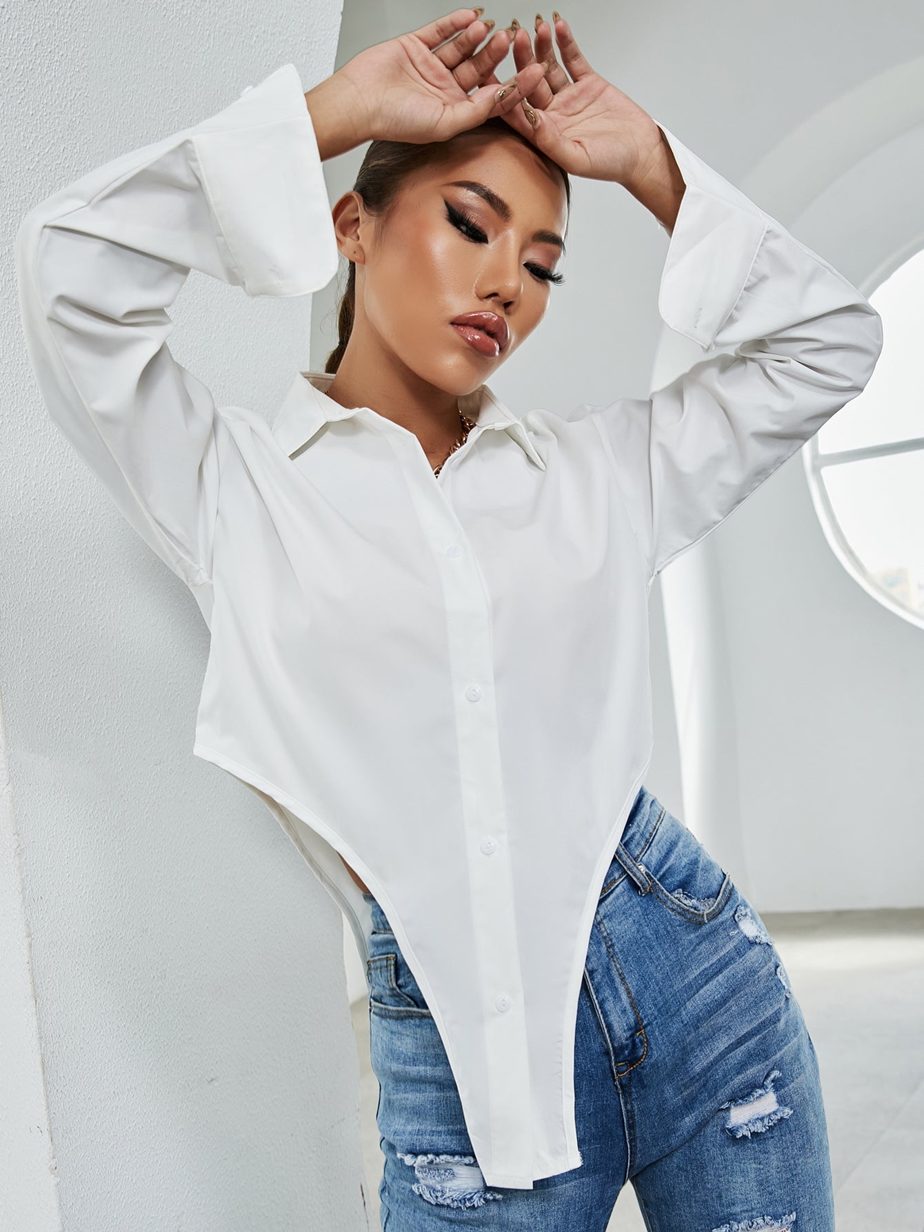 fermon - Asymmetrical Hem Crop Blouse