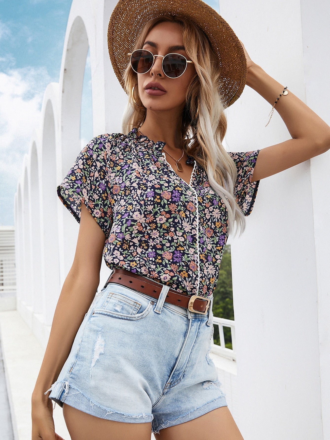 fermon - V-neck Floral Short-sleeved Chiffon Shirt