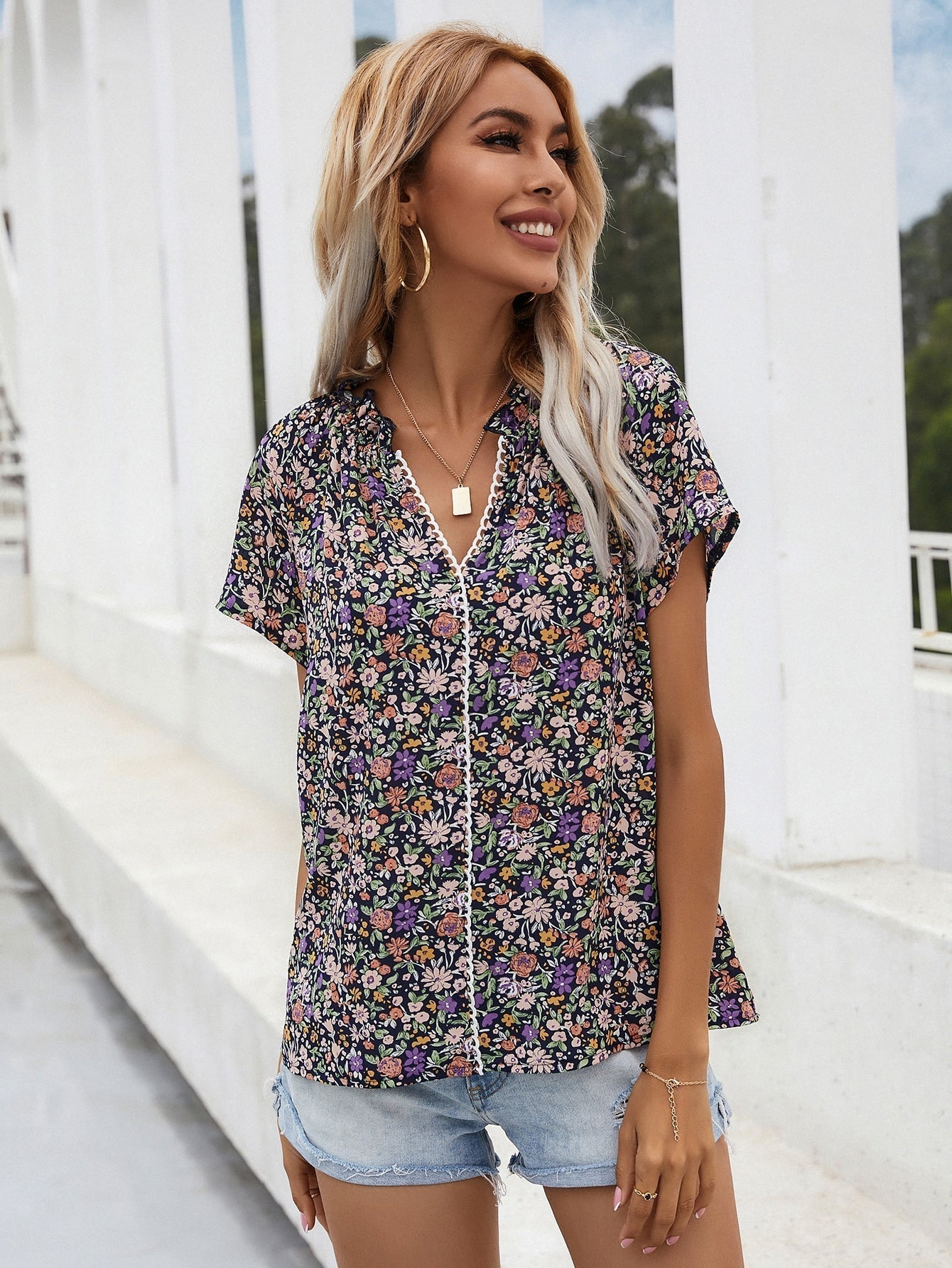 fermon - V-neck Floral Short-sleeved Chiffon Shirt